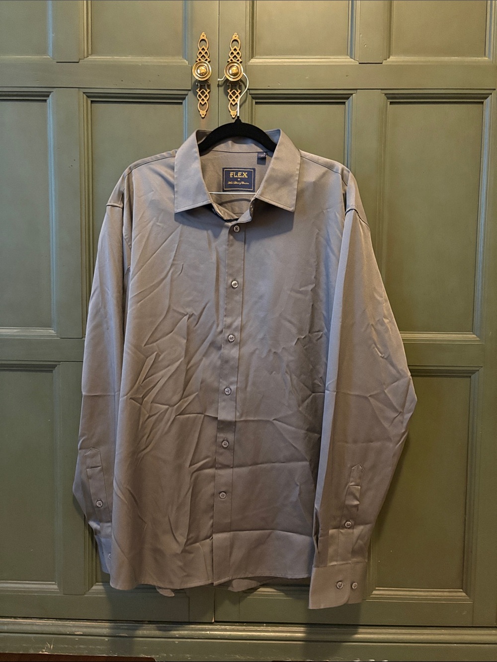 FLEX Men's Classic Long-Sleeve Dress Shirt in Light Gray
